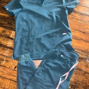 FIGS Caribbean Blue Scrubs